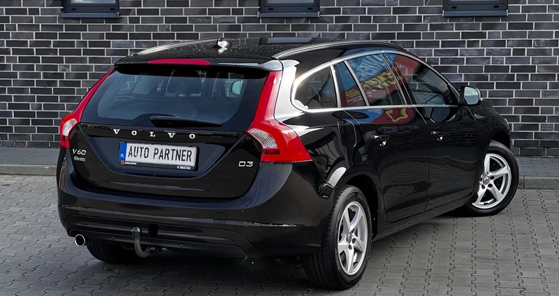 Volvo V60 cena 48500 przebieg: 178000, rok produkcji 2015 z Katowice małe 667